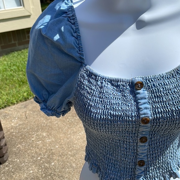 Love Tree, Blue off the shoulder top ❗️SMOKE FREE HOME❗️ - Picture 3 of 11